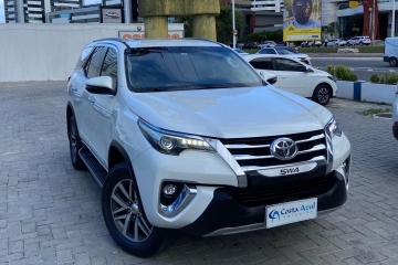 HILUX SW4