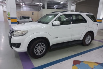 HILUX SW4