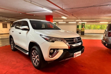 HILUX SW4