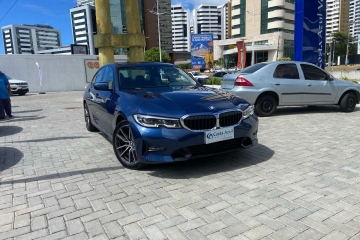 320i