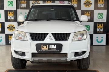 PAJERO TR4