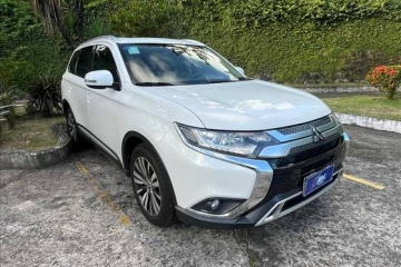 OUTLANDER