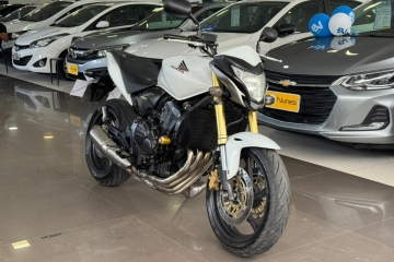 CB 600F HORNET
