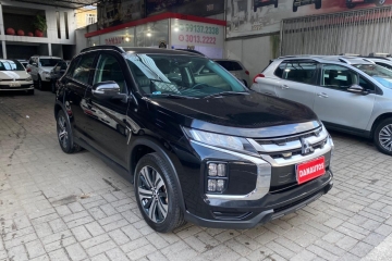 OUTLANDER