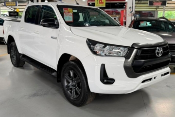 HILUX