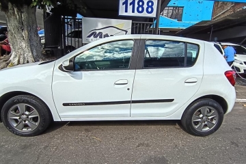 SANDERO