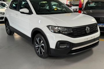 T-CROSS