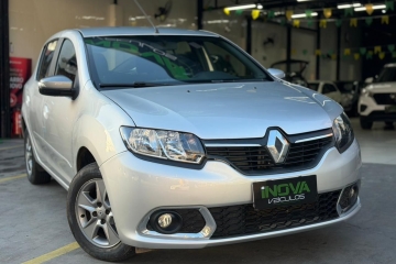  SANDERO 