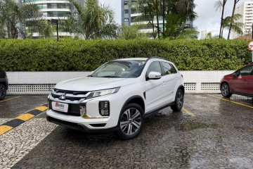 OUTLANDER SPORT