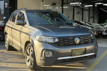  T-CROSS 